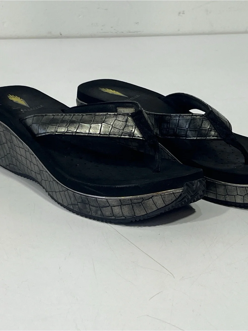 Volatile Metallic Black Croc-Embossed Wedge Thong Sandals